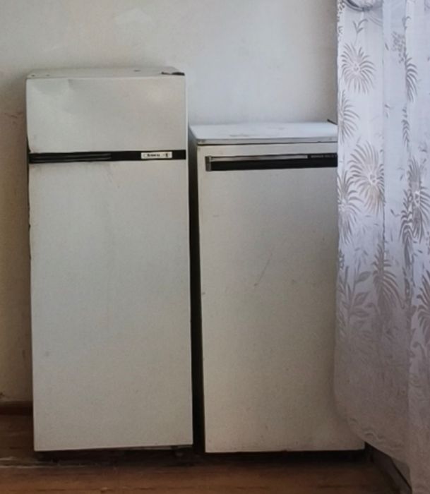 Холодильник сотилади 2та Россия договорная реальные клиенты уступки ёс