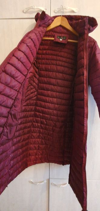 , польто  холофайдер. 46раз200т..куртка серебристого цвета46-48р.450ты