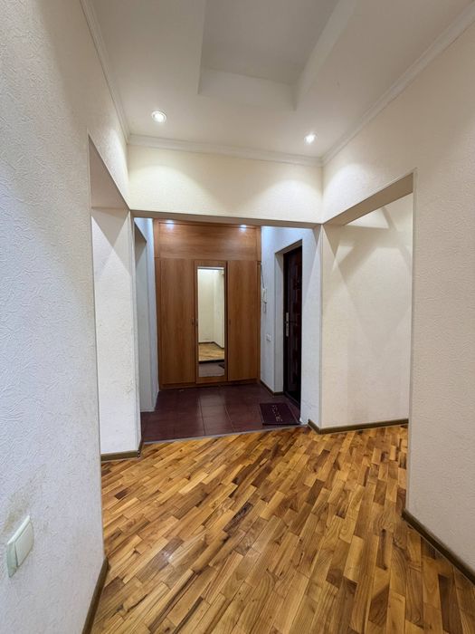 Юнусабад Бодомзор 3/7/9 (72²) продаётся квартира