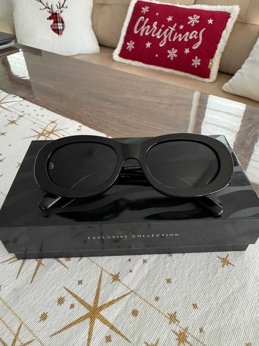 Различни аксесоари на Pandora, Guess, Hawkers и др.