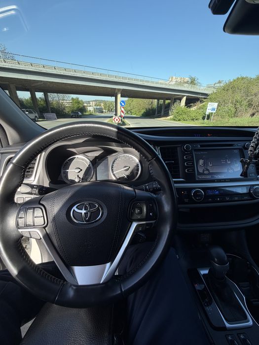 Toyota Highlander Hybrid 3. 5 V6 306кс