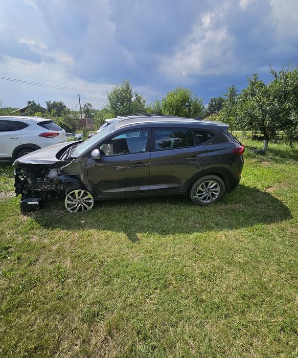 Dezmembrez hyundai tucson 2017
