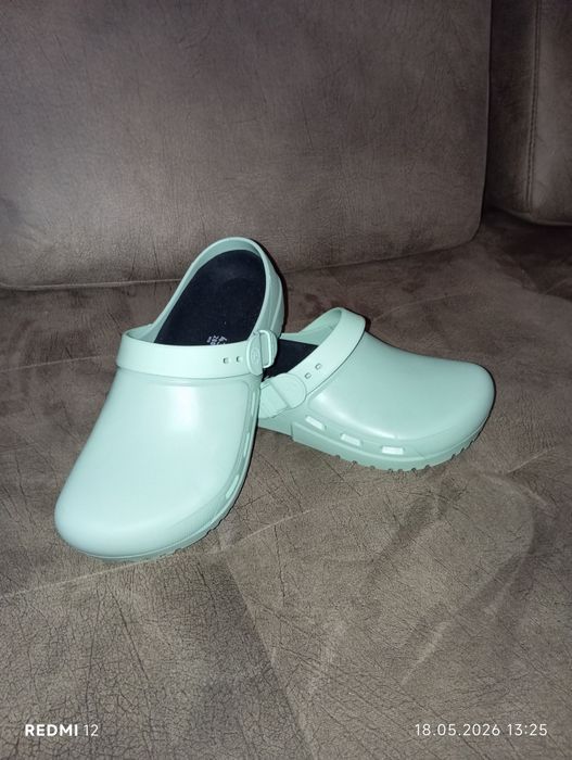 Camper,arkteryx ,Birkenstock, Crocs