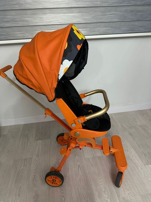 Коляска в хорошем состояний