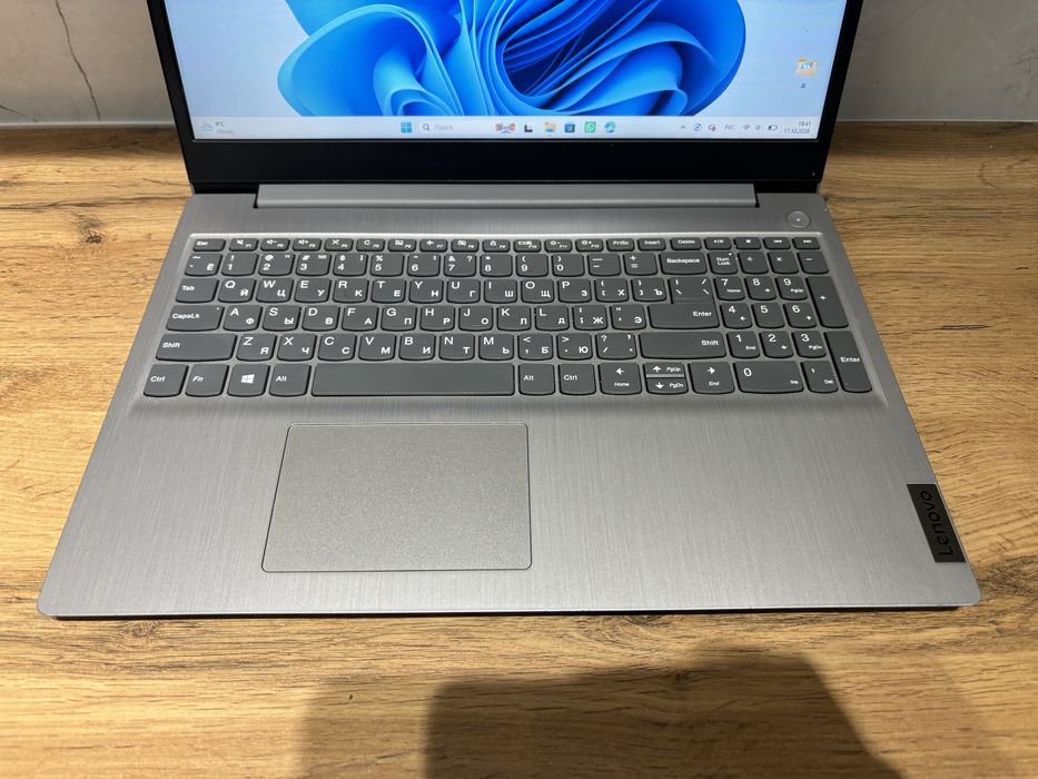 Продам ноутбук Lenovo IdeaPad 3