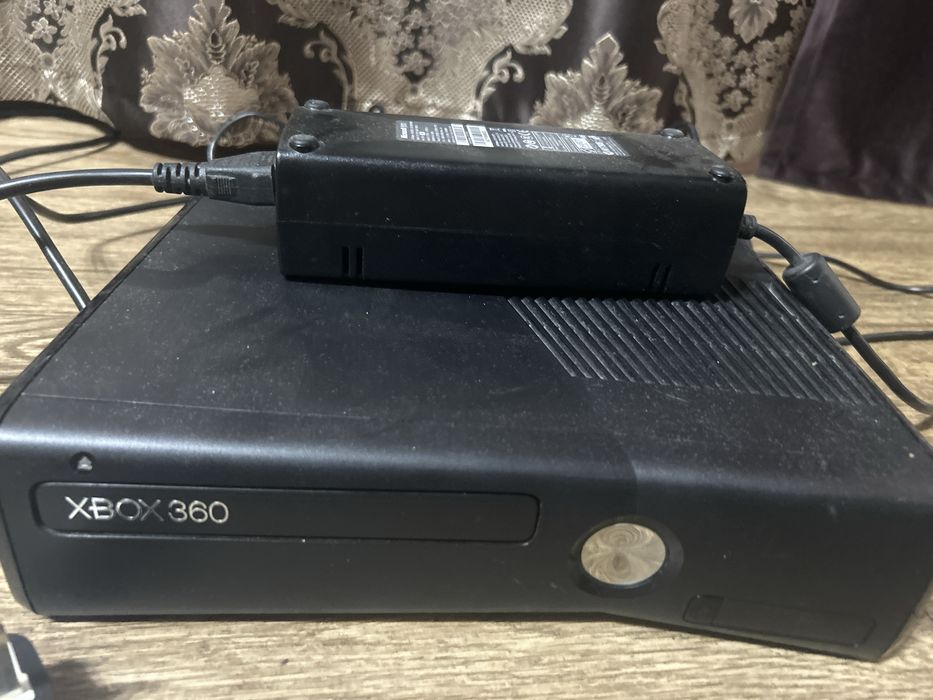 Xbox 360 состояние отличное