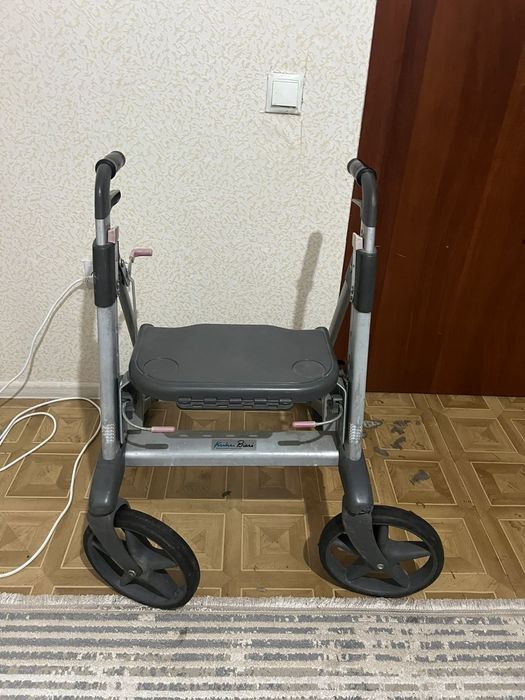 Ходунок для взрослых