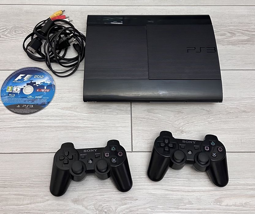 Продам ps3 super slim
