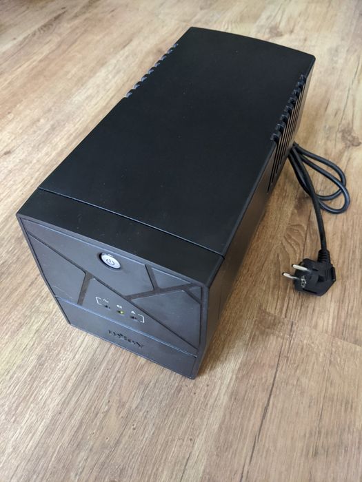 UPS nJoy Keen 1000 USB