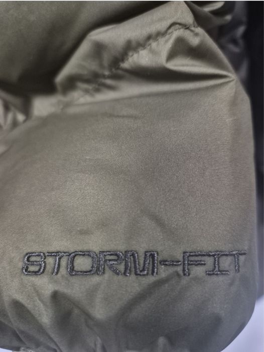 Nike Storm-FIT Windrunner - S и M Размер Оригинални