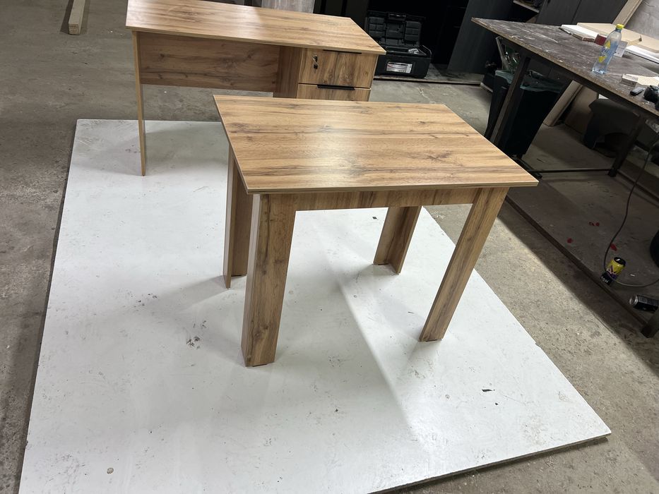 Продам обеденный стол!