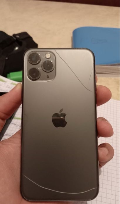 Iphone 11 pro 64 gb нормольно сост