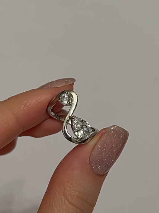 Серебряные кольца с камнями