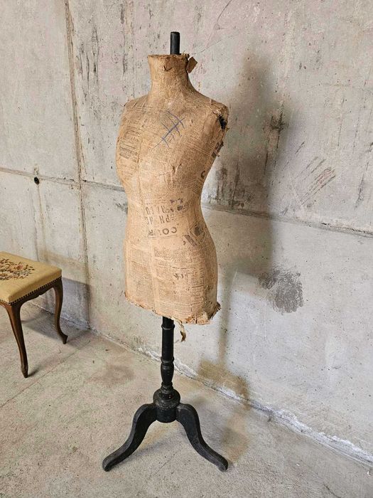 Контрабюфет изцяло от масив