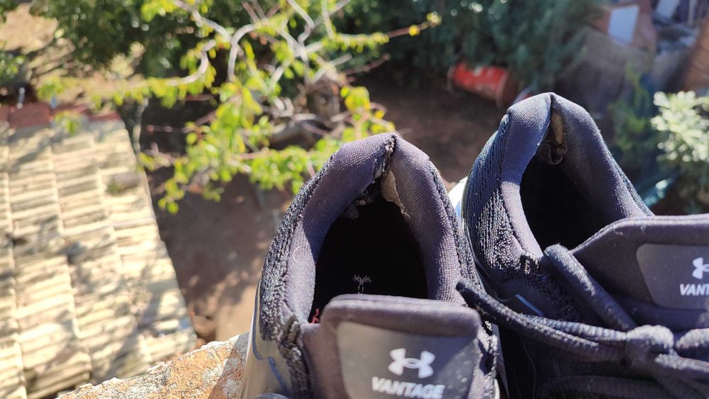 Маратонки номер 43