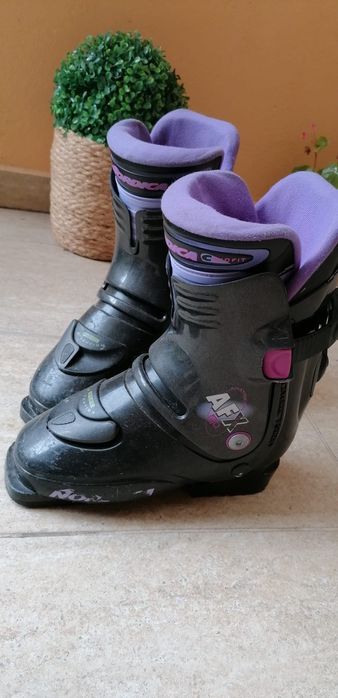 Clapari fete 37 rasinari