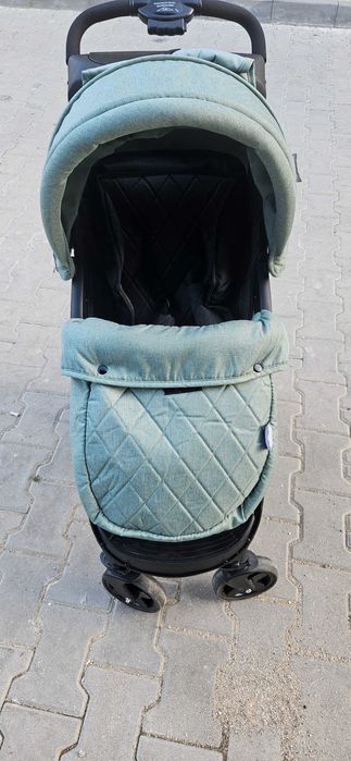 Продавам лятна количка