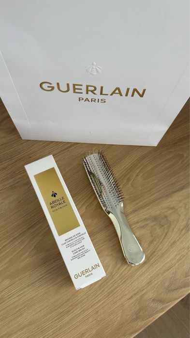 В наличии! Косметичка Dior