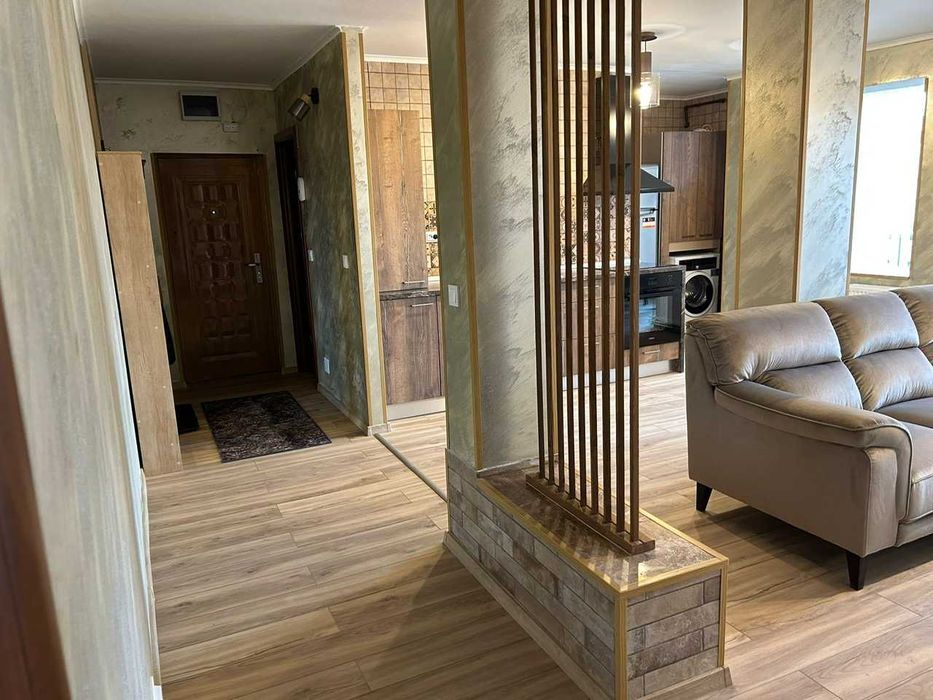 De inchiriat apartament 4 camere Centrul Civic Lux