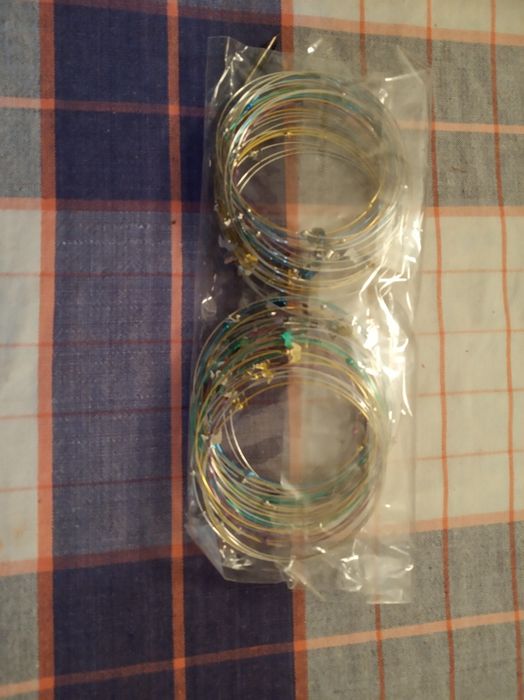 Комплект дамски гривни и пръстени