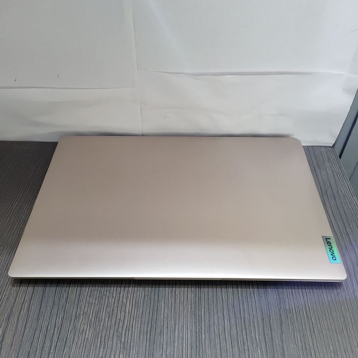 Lenovo i3 Gen. 11 SSD 256gb