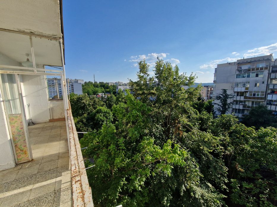 Продава се Двустаен апартамент в Велико Търново, Бузлуджа - 80 кв.м за 962 €/кв.м - Снимка #12