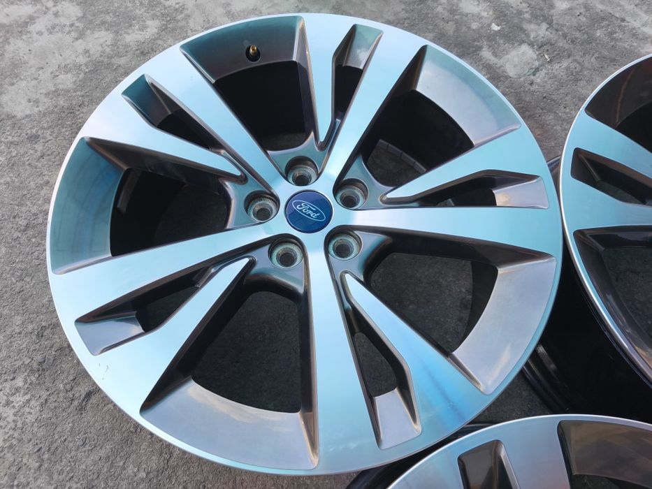 20" оригинални алуминиеви джанти за Ford Explorer,Mustang.