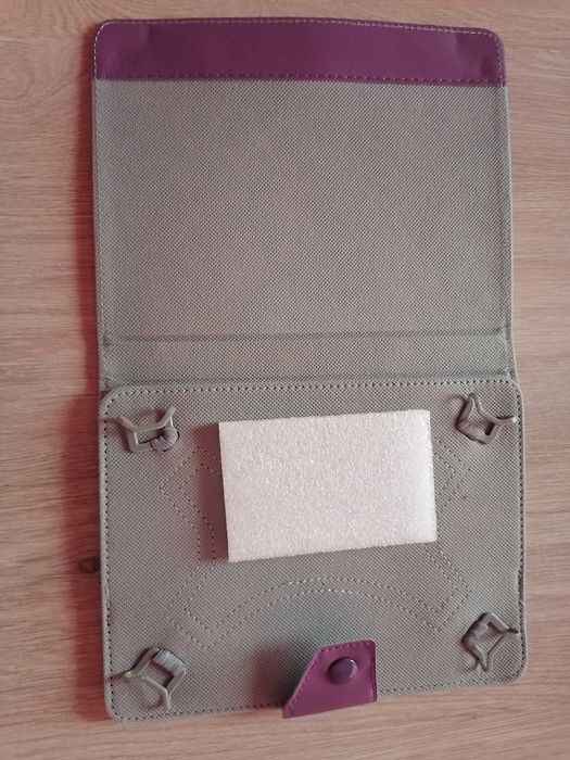 Универсален калъф за Таблети 8"