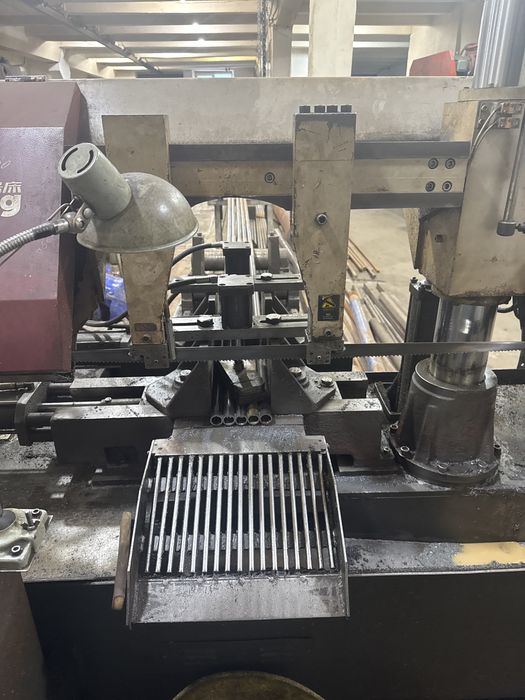 Ленточная пила по металлу ЧПУ