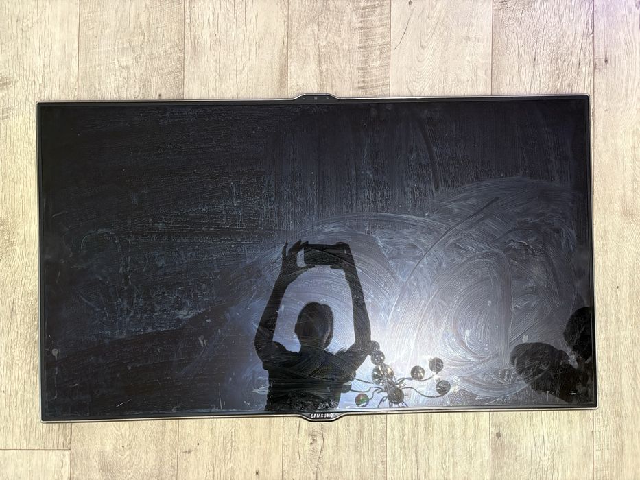 Продам телевизор Самсунг