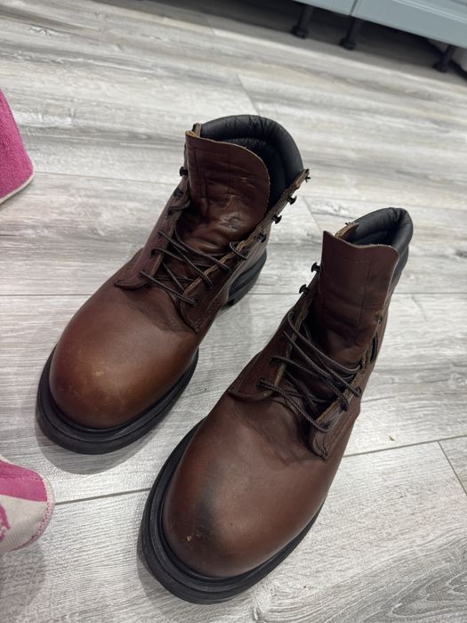 Продаю зимную обувь RedWings