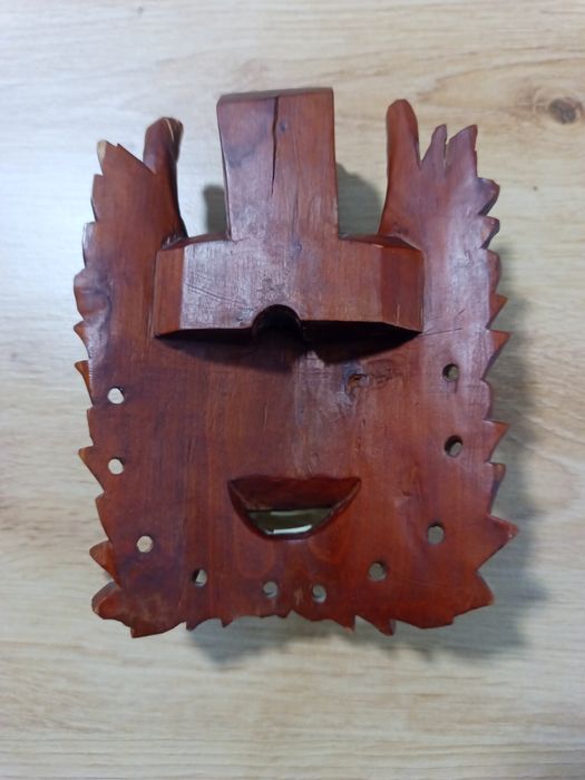 Антична азиатска маска   дърворезба