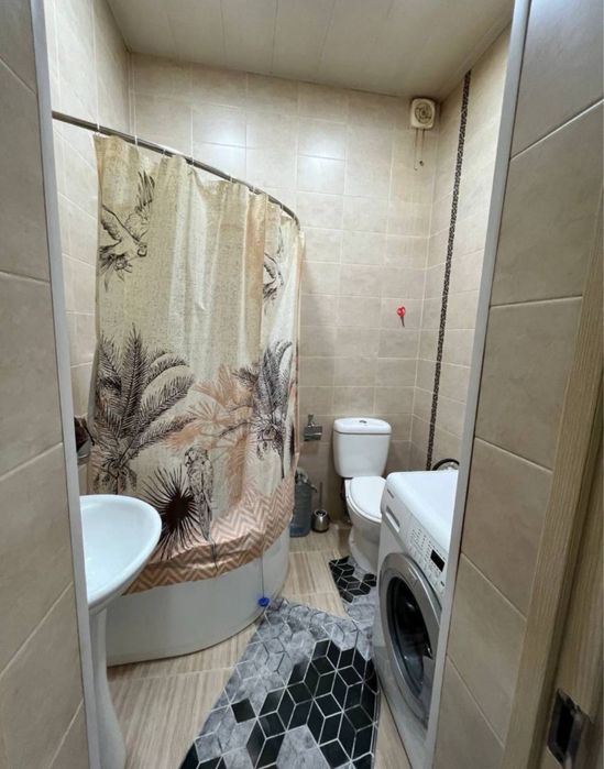 Чилaнзaр 2.  2/4/4. Балкон 2х4 и 1х3.  Со вcей обстановкoй