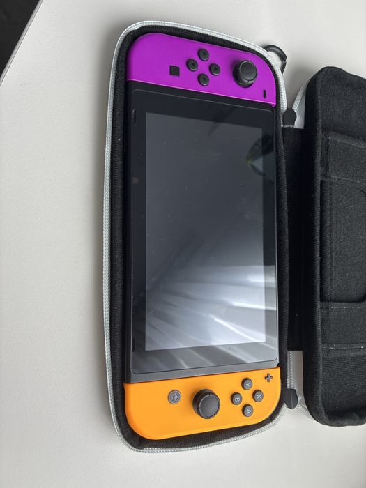 Nintendo Switch în stare bună