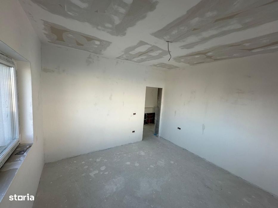 Casa individuala 4 camere, 2 bai, Giarmata