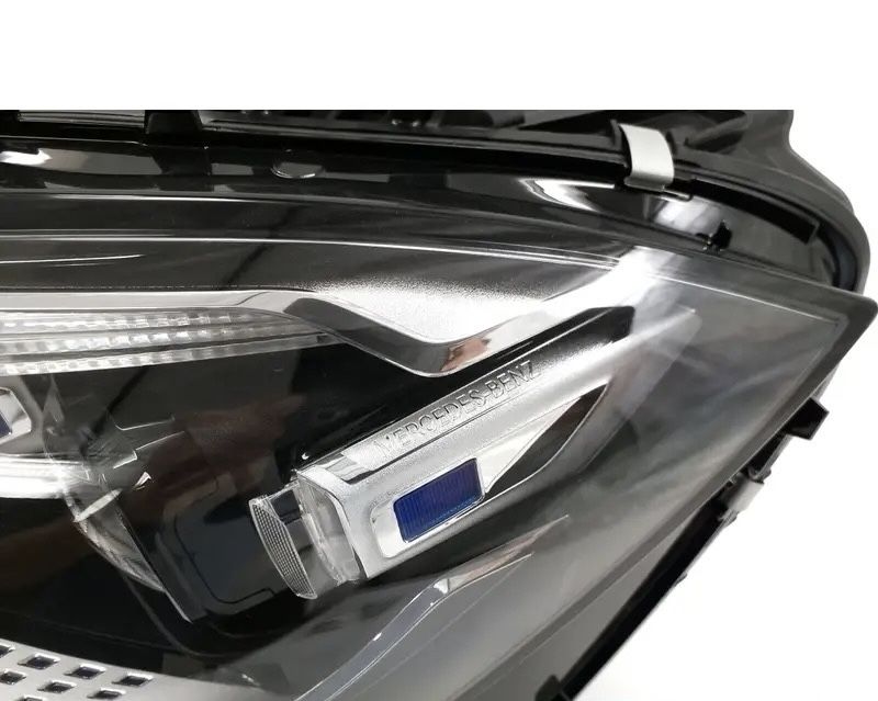 Mercedes W223 ляв фар DIGITAL