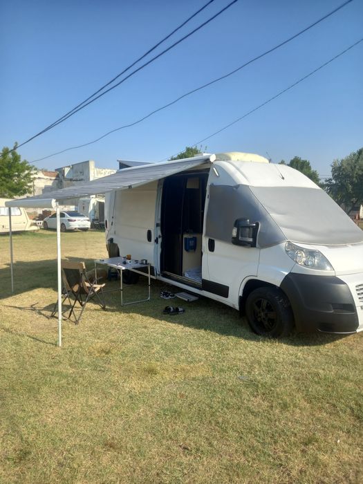 Autorulotă Camper Van Fiat Ducato trei locuri mers 2009 omologat