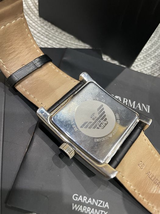 Emporio armani часовник
