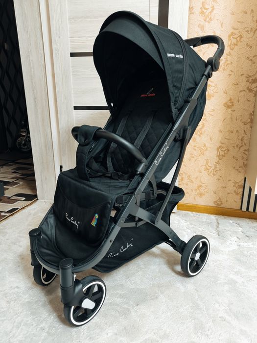 Продается коляска Pierre Cardin зима-лето