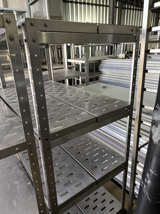 Стеллажи кухонные б/у