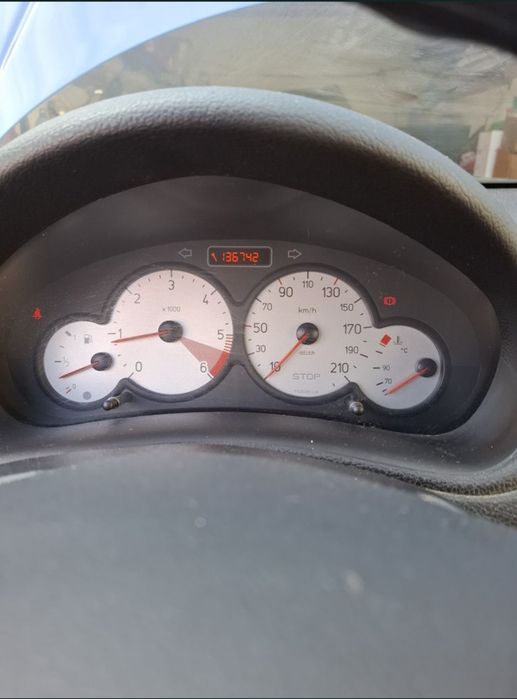PEUGEOT 206 2004 — imagine 2
