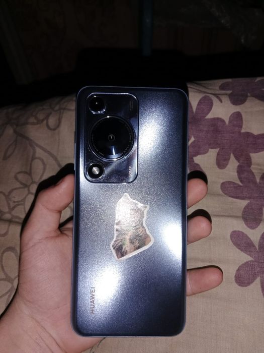 Продам Хуавей Нова Y72 s практически новый пользовались мало