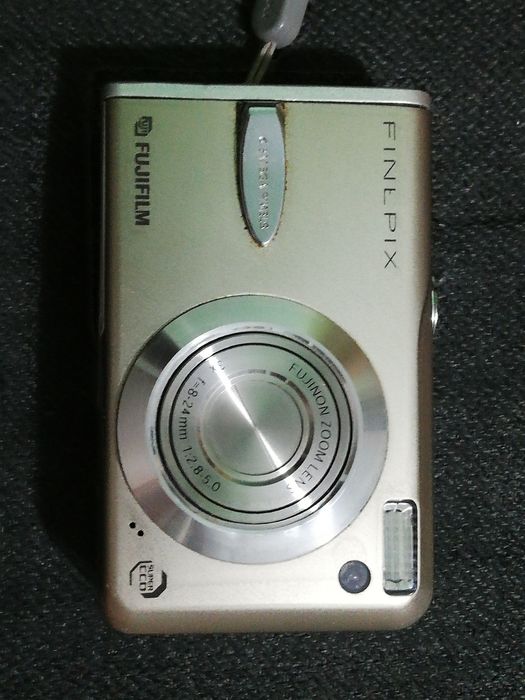 Camera Foto Fujifilm Finepix F30 perfect functionala