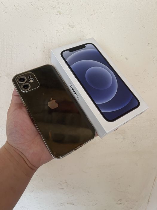 В продаже Айфон 12. 128Gb
