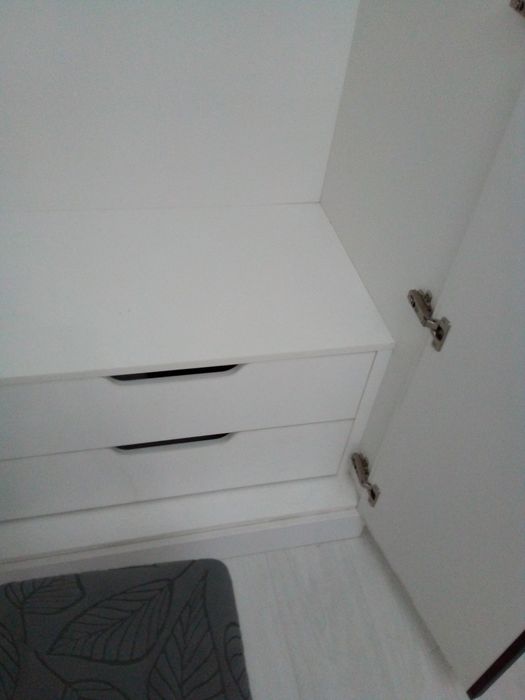 Шкаф белый новый
