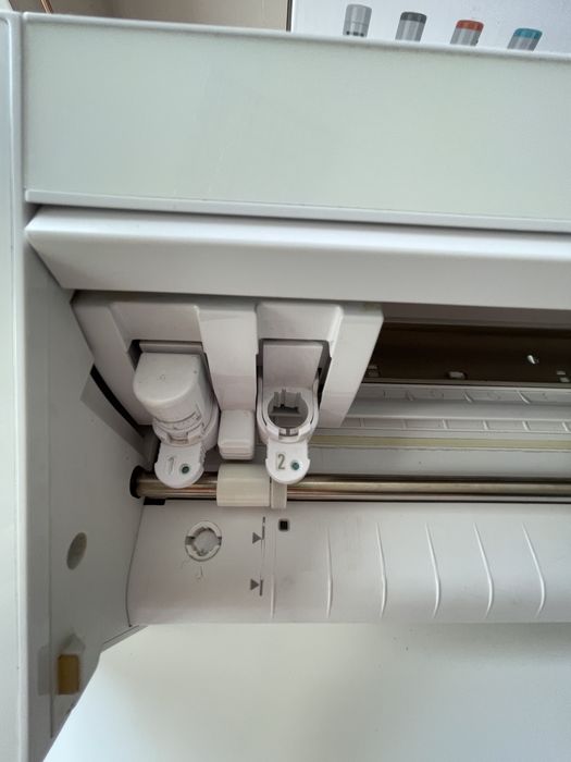 Silhouette Cameo 4 режещ плотер