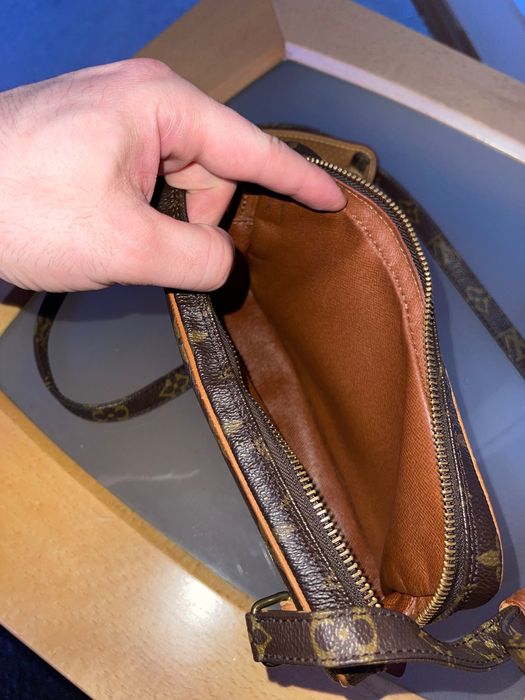 Geanta Louis Vuitton Bandouliere Cu Certificat de Autenticitate