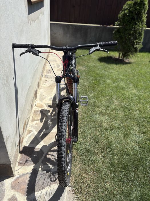 Status specialized 1