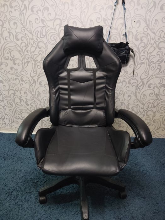 Продам кресло игровое