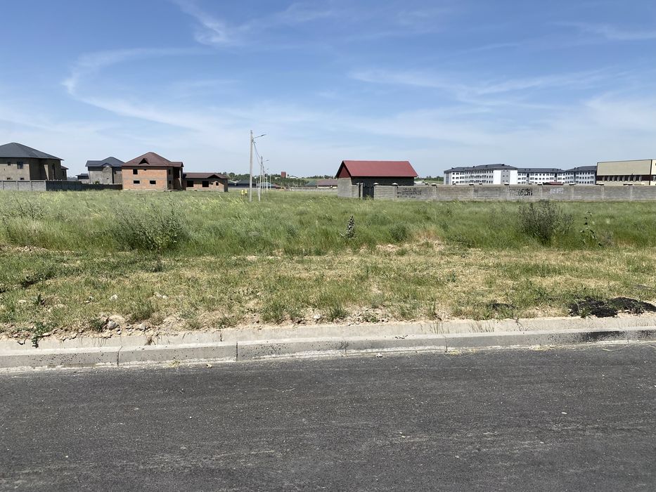 Участок в мкр Туран